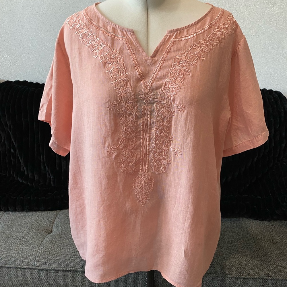 *SALE Embroidered Blouse